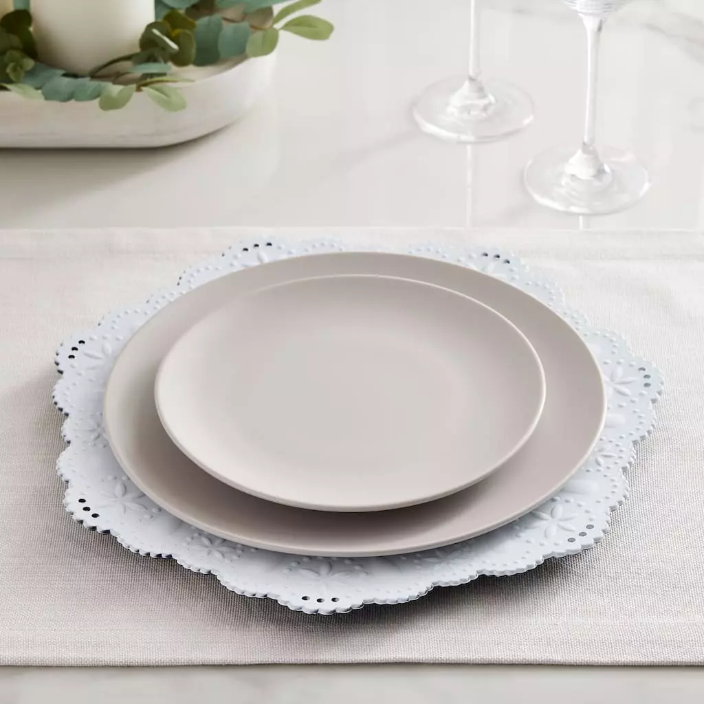 Budget 🎁 13" White Doily Charger By Ashland® ✔️ 4 Budget 🎁 13" White Doily Charger By Ashland® ✔️ - Image 2