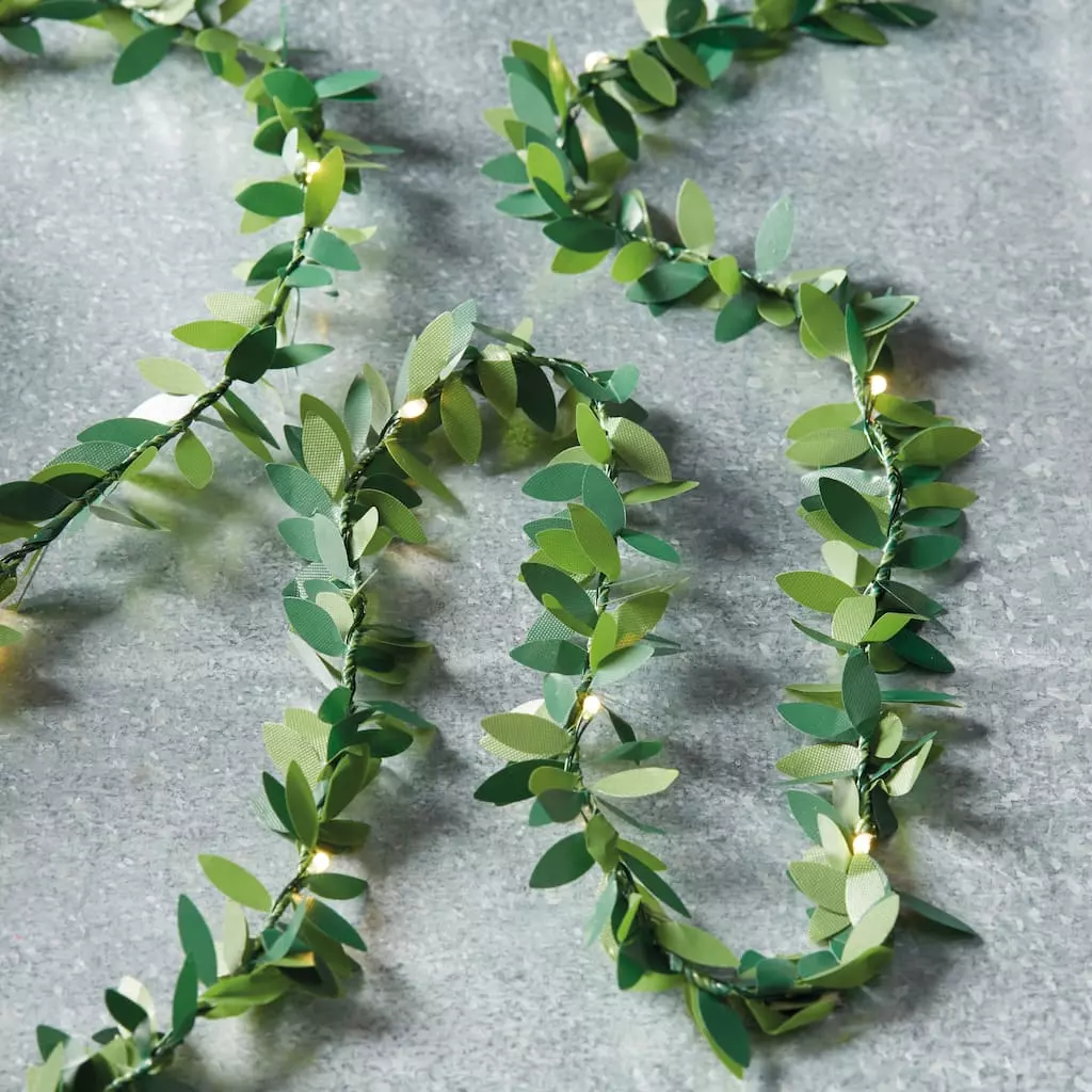 Brand new 👏 10ft. Leaf Garland String Lights by Ashland™ 🤩 5 Brand new 👏 10ft. Leaf Garland String Lights by Ashland™ 🤩 - Image 3