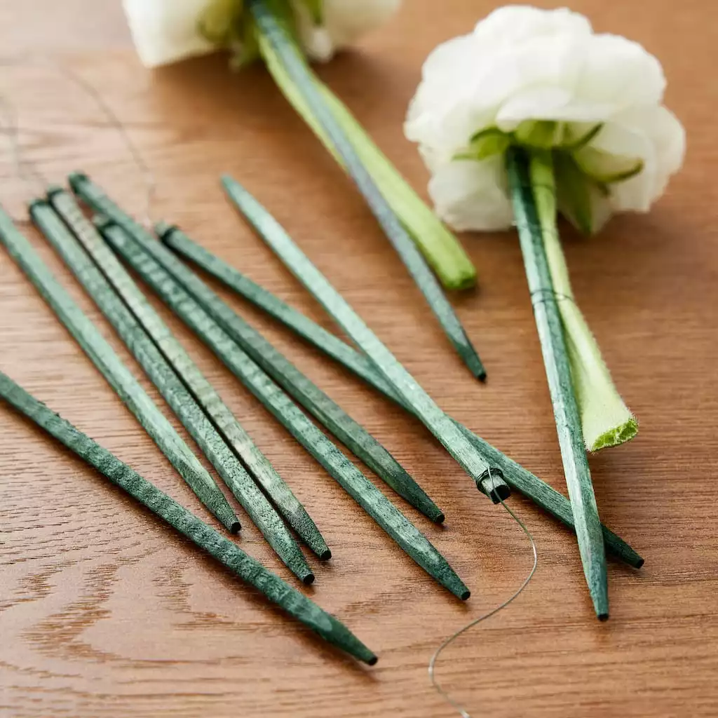 New 🛒 12 Pack: 6" Wired Wood Picks by Ashland™ 🌟 4 New 🛒 12 Pack: 6" Wired Wood Picks by Ashland™ 🌟 - Image 2